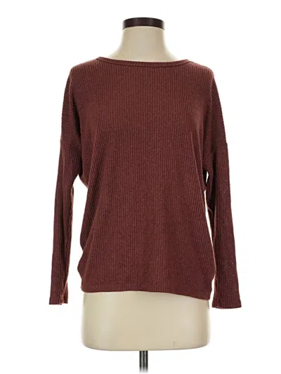 Pre-owned Daytrip 3/4 Sleeve T-shirt In Burgundy