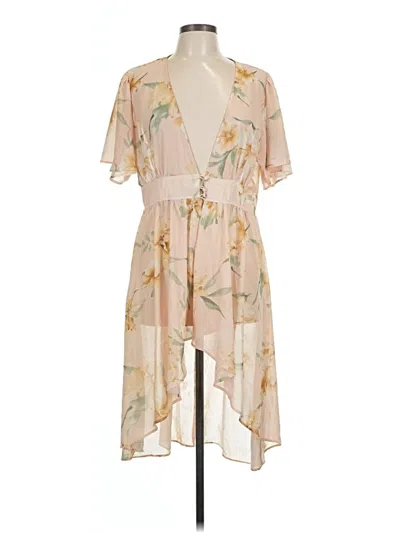 Pre-owned Daytrip Casual Dress In Tan