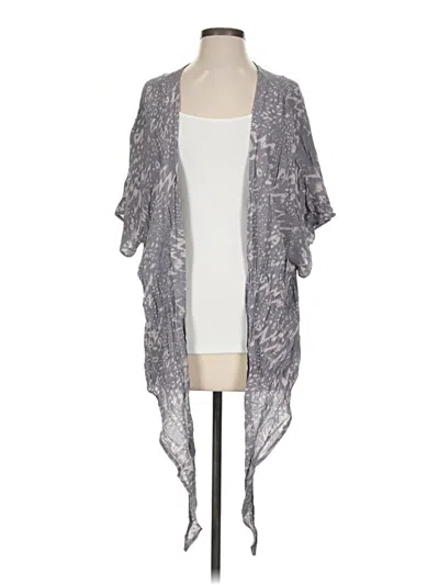 Pre-owned Daytrip Kimono In Gray