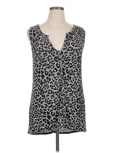 Pre-owned Daytrip Sleeveless Blouse In Silver