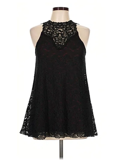 Pre-owned Daytrip Sleeveless Top Black Halter Neckline Tops