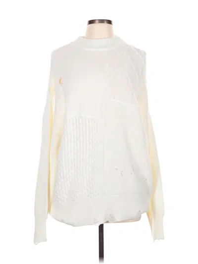 Pre-owned Daytrip Turtleneck Sweater In White