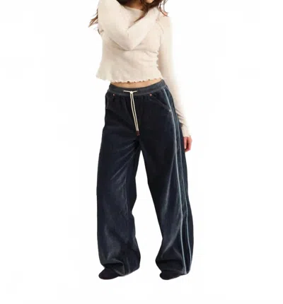 Daze Cozy Wide Leg Pull On Jean In Sky Whisper In Neutral