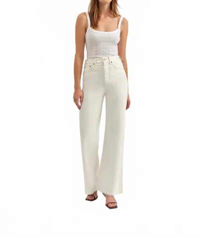 Daze Far Out Straight Leg Jean In Cream In White