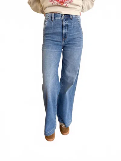 Daze Janiyah Trouser Jeans In Medium Wash In Blue