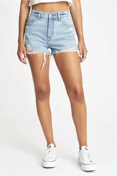 Daze Jean Shorts In Just Kissed In Blue