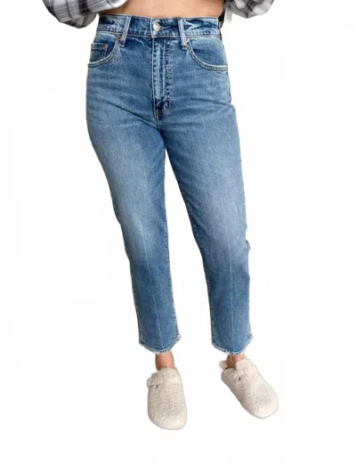 Daze Nellie Straight Jeans In Medium Blue Wash