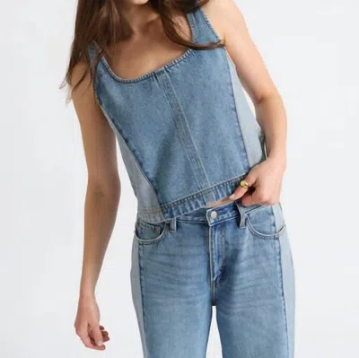 Daze Solana Sleeveless Top In Coasting In Blue