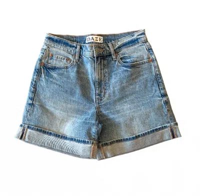 Daze Women's Easy Rider Mid Rise Shorts In Medium Wash In White