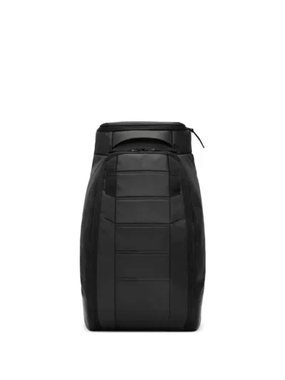 Db 25l Hugger Panelled Backpack In Black