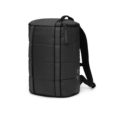 Db Reflective Black