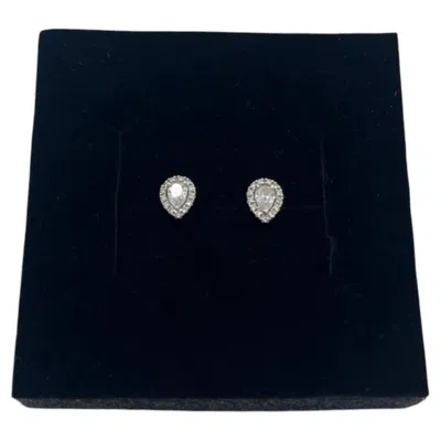 Pre-owned De Beers Aura 18k White Gold Pear-shaped 0.23ct Diamond Halo Stud Earrings