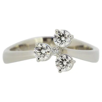 Pre-owned De Beers Three Stone Diamond Clover Ring In Multi