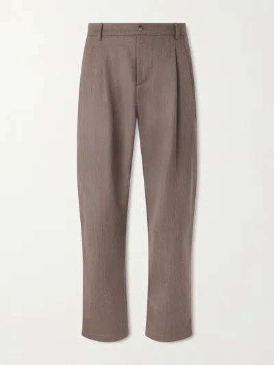 De Bonne Facture Artist Straight-leg Pleated Wool And Cotton-blend Suit Trousers In Brown