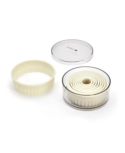 De Buyer 9-piece Round Fluted Cutters In Gold