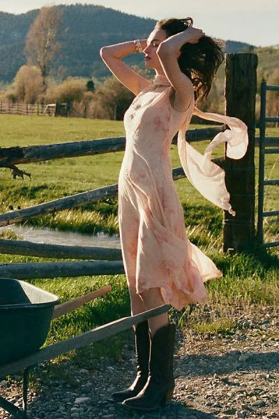 De La Vali Aurora Midi Dress In Pink