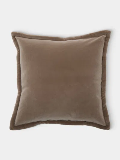 De Le Cuona Vienna Velvet Sofa Cushion (21.5in/55cm) In Brown