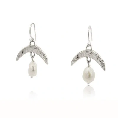 Dea Dia Cressida Pearl Moon Earrings In Silver