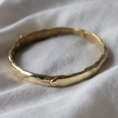 Dea Dia Drip Bangle In Gold