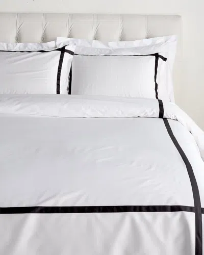 Dea Italian Linens 300 Thread Count Carlo Raso Crossing Duvet Set In White
