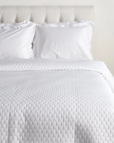 Dea Italian Linens 300 Thread Count Vienna Cotton Sateen Quilt In White