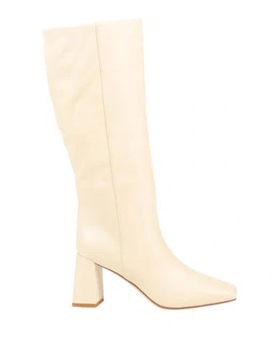 Dear Frances Woman Boot Ivory Size 8 Leather In White