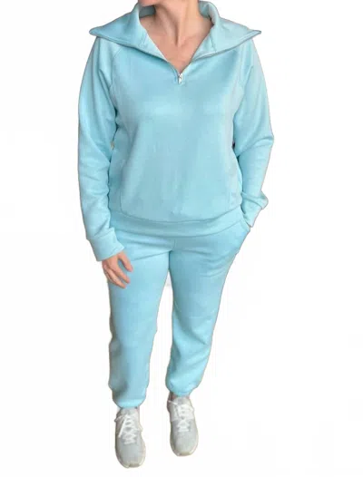 Dear Scarlett Hampton Travel Zip Set In Capri Blue