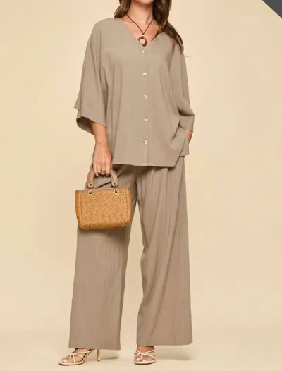Dear Scarlett Relaxed And Refined Vista Set In Oyster In Gray