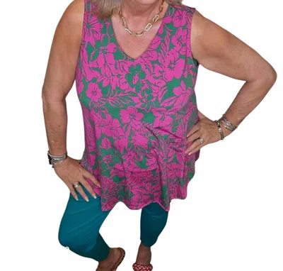 Dear Scarlett Think Deep Top In Green/pink In Multi