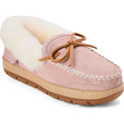 Dearfoams Fireside Gladstone Genuine Shearling Moccasin With Stitching In Pink