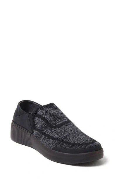 Dearfoams Lee Twin Gore Knit Slip-on Sneaker In Black Multi