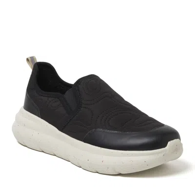 Dearfoams Men's Tahoe Regrind Lightweight Slip-on With Energy Return Technology In Black