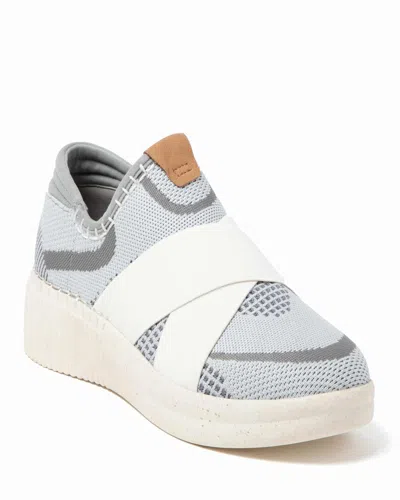 DEARFOAMS WOMEN'S LIVIE X STRAP KNIT TRAINER SNEAKER
