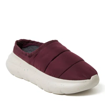 Dearfoams Women's Ontario Slip-on Clog With Regnr8 In Red