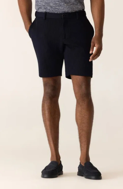 Deke Oasis Hyperloop Honeycomb Bermuda Shorts In Black