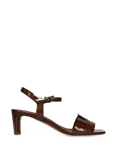 Del Carlo Buckle-detail Patent Sandals In Brown