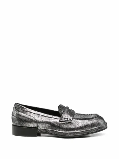 Del Carlo Cracked-effect Leather Loafers In Silver
