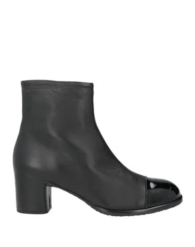 Del Carlo Woman Ankle Boots Black Size 7 Leather In Animal Print