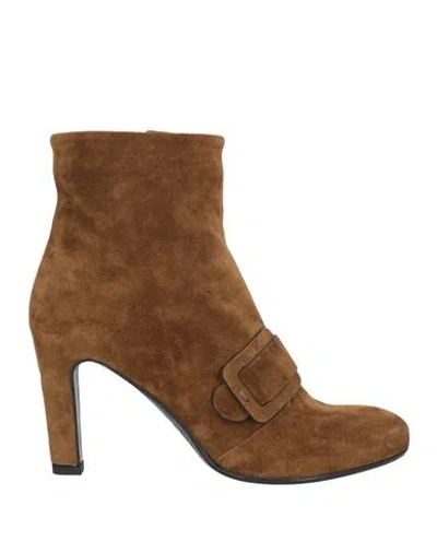 Del Carlo Woman Ankle Boots Camel Size 7.5 Leather In Beige