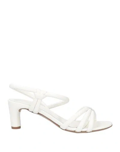 Del Carlo Woman Sandals White Size 6 Soft Leather