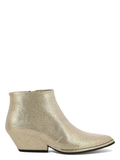 DEL CARLO WOMEN'S "CRIO" ANKLE BOOTS