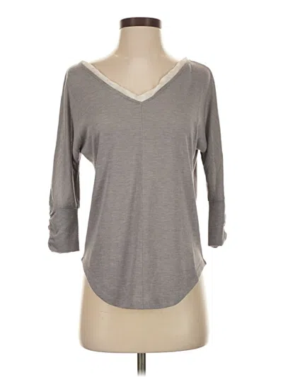 Pre-owned Deletta 3/4 Sleeve Top Gray V-neck Tops