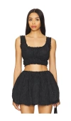 Delfi Pia Top In 黑色