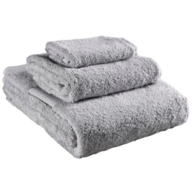 Delilah Home Bath Towel 3 Piece Set In Gray