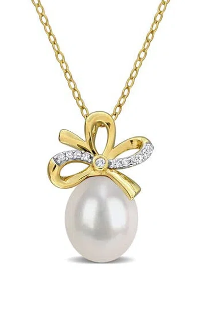 Delmar 9-10mm Cultured Freshwater Pearl & White Sapphire Pendant Necklace In Gold