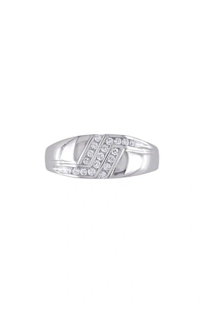 Delmar Diamond Ring In White Gold