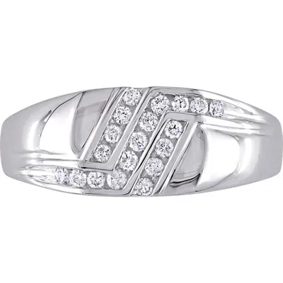 Delmar Diamond Ring In Metallic