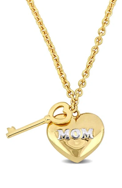Delmar Heart & Key Charm Pendant Necklace In Gold
