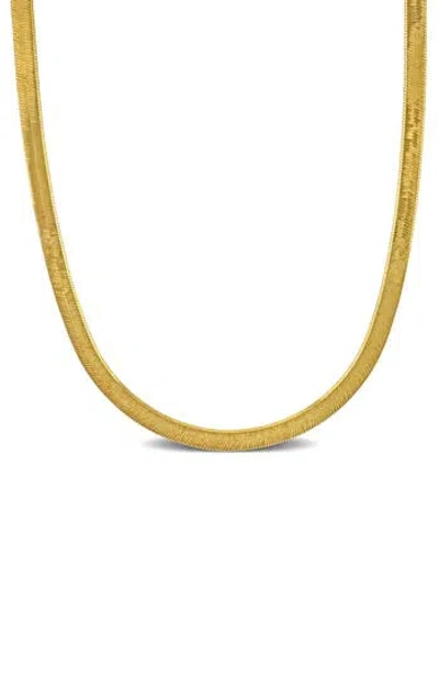 Delmar Herringbone Chain Necklace In Gold