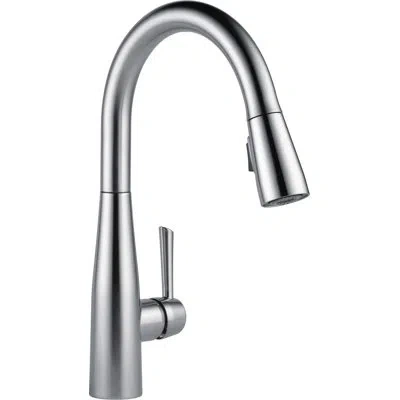 Delta Essa Pull Down Single Handle Kitchen Faucet With Magnatite® And Diamond Seal Technology In Silver